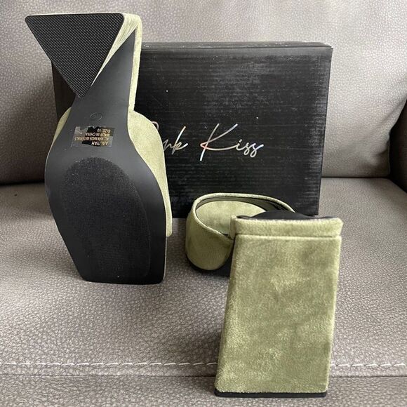 Pink Kiss Aaliyah Heels - Picture 3 of 3